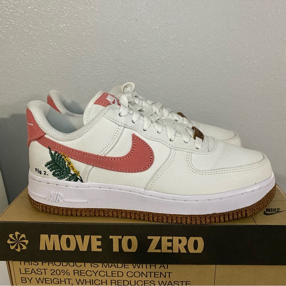 SOLD | Nike Air Force 1 Low Catechu, size 6.5 Women’s.